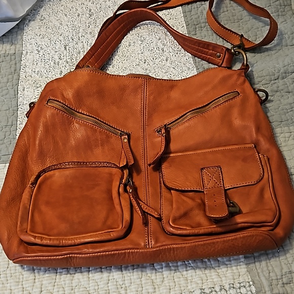 Purse - Picture 1 of 3